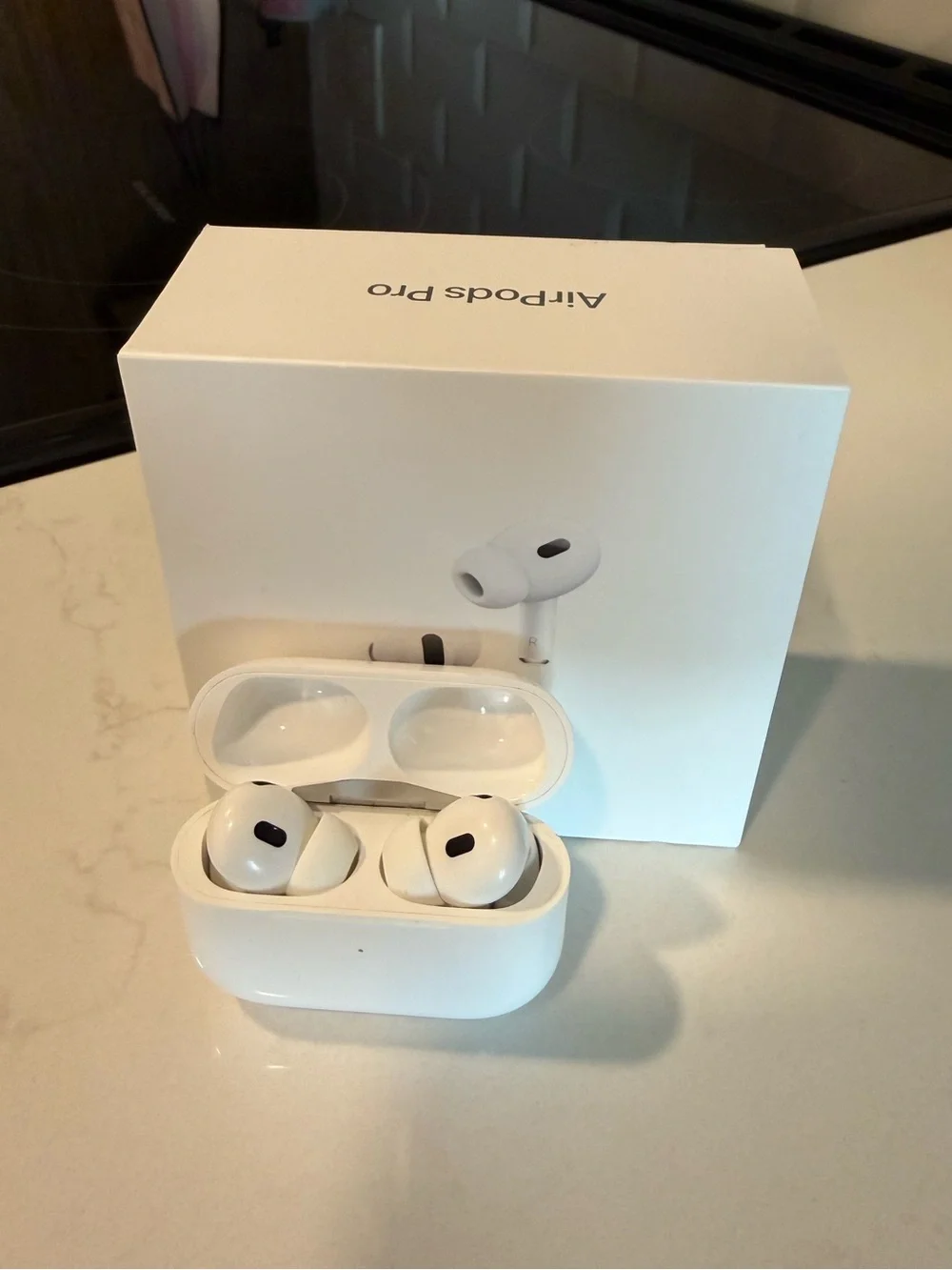 Apple wireless airpods